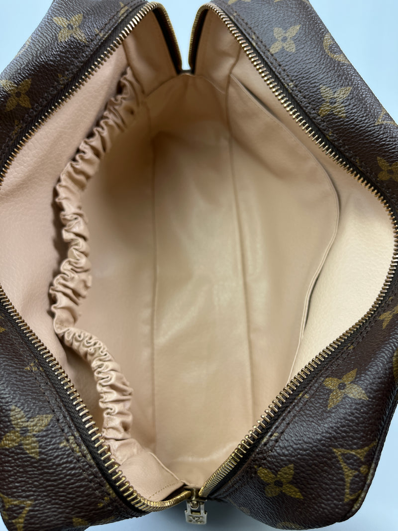 LOUIS VUITTON - TROUSSE TOILETTE 28 MONOGRAM CANVAS - YR 1986