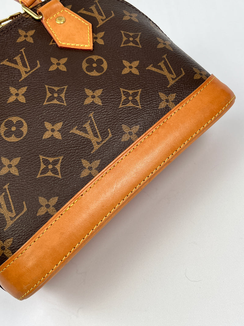 LOUIS VUITTON - ALMA BB IN MONOGRAM CANVAS