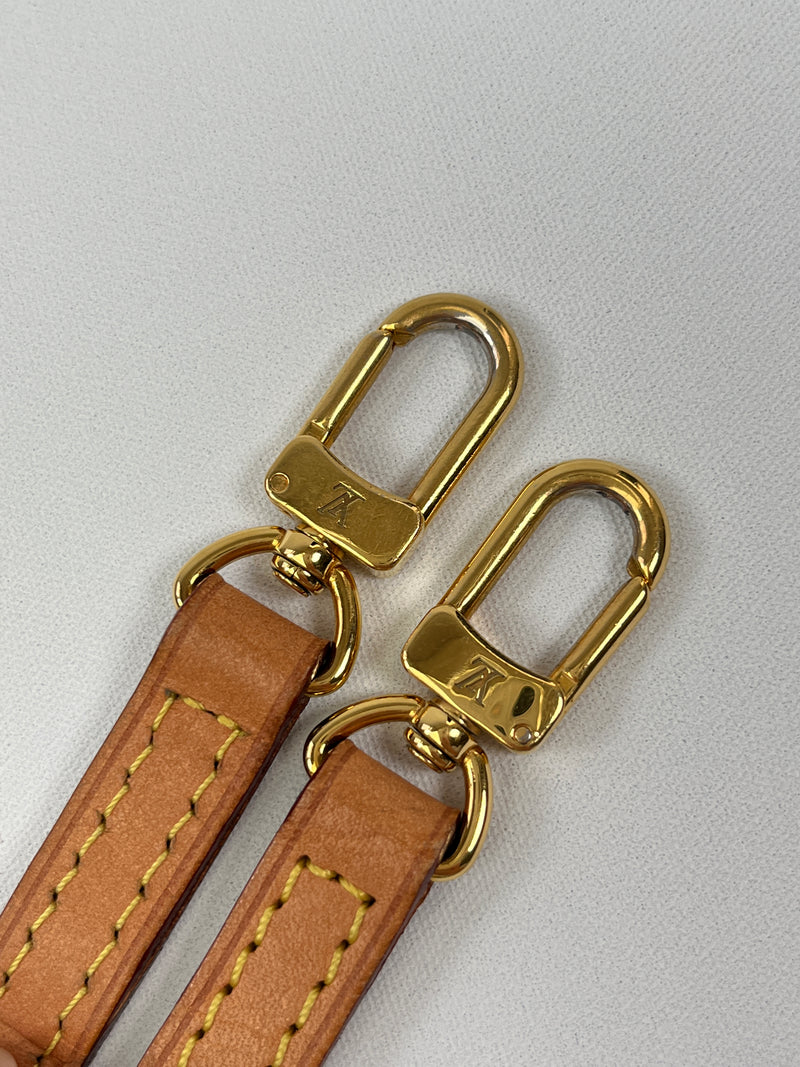 LOUIS VUITTON - ALMA BB IN MONOGRAM CANVAS