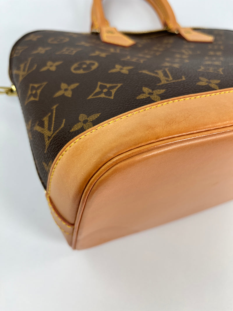 LOUIS VUITTON - ALMA PM HANDBAG MONOGRAM CANVAS - YR 2001