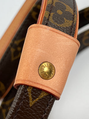 LOUIS VUITTON - BAXTER MONOGRAM DOG LEAD MM – RE.LUXE AU