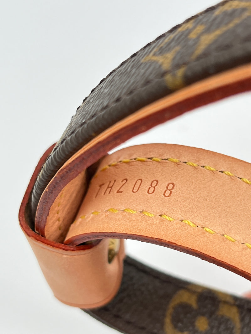 LOUIS VUITTON - BAXTER MONOGRAM DOG LEAD MM