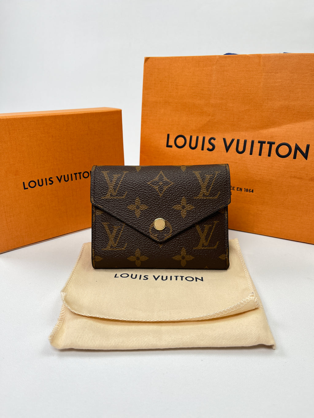 Louis Vuitton Rose Ballerine Epi Leather Victorine Wallet Louis