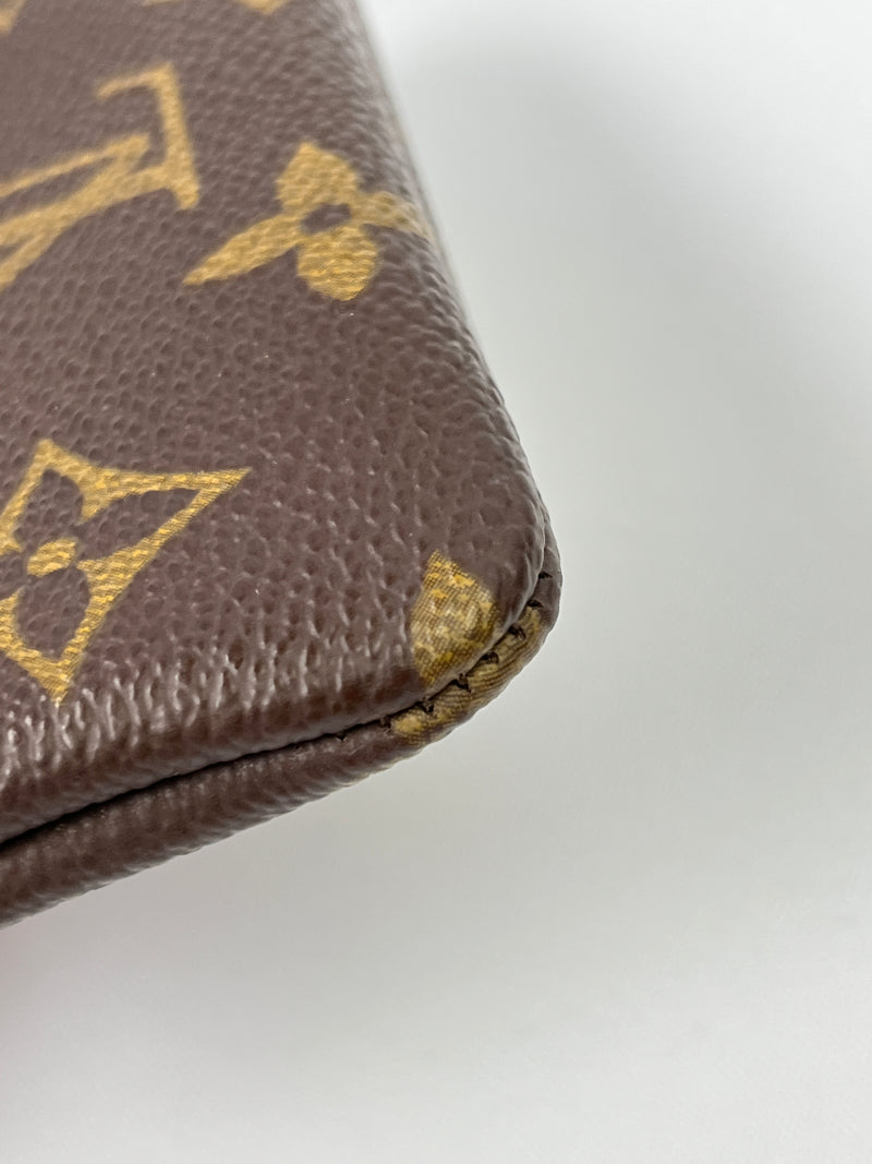 LOUIS VUITTON - POCHETTE CLES KEY CASE IN MONOGRAM CANVAS