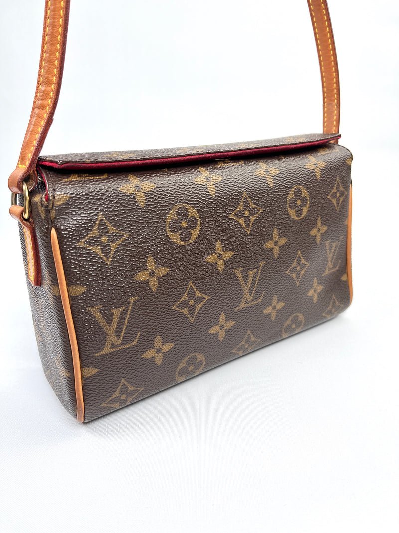 LOUIS VUITTON - MONOGRAM CANVAS RECITAL BAG