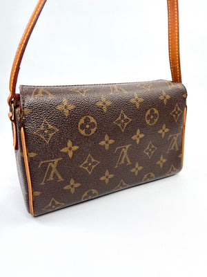 LOUIS VUITTON - MONOGRAM CANVAS RECITAL BAG – RE.LUXE AU