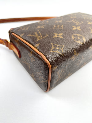 LOUIS VUITTON - MONOGRAM CANVAS RECITAL BAG