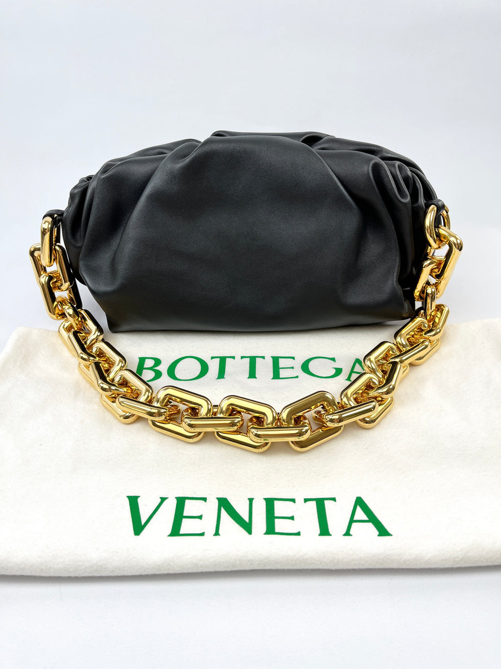 BOTTEGA VENETA - CHAIN POUCH BLACK LEATHER SHOULDER BAG