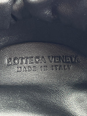 BOTTEGA VENETA - CHAIN POUCH BLACK LEATHER SHOULDER BAG