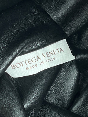 BOTTEGA VENETA - CHAIN POUCH BLACK LEATHER SHOULDER BAG