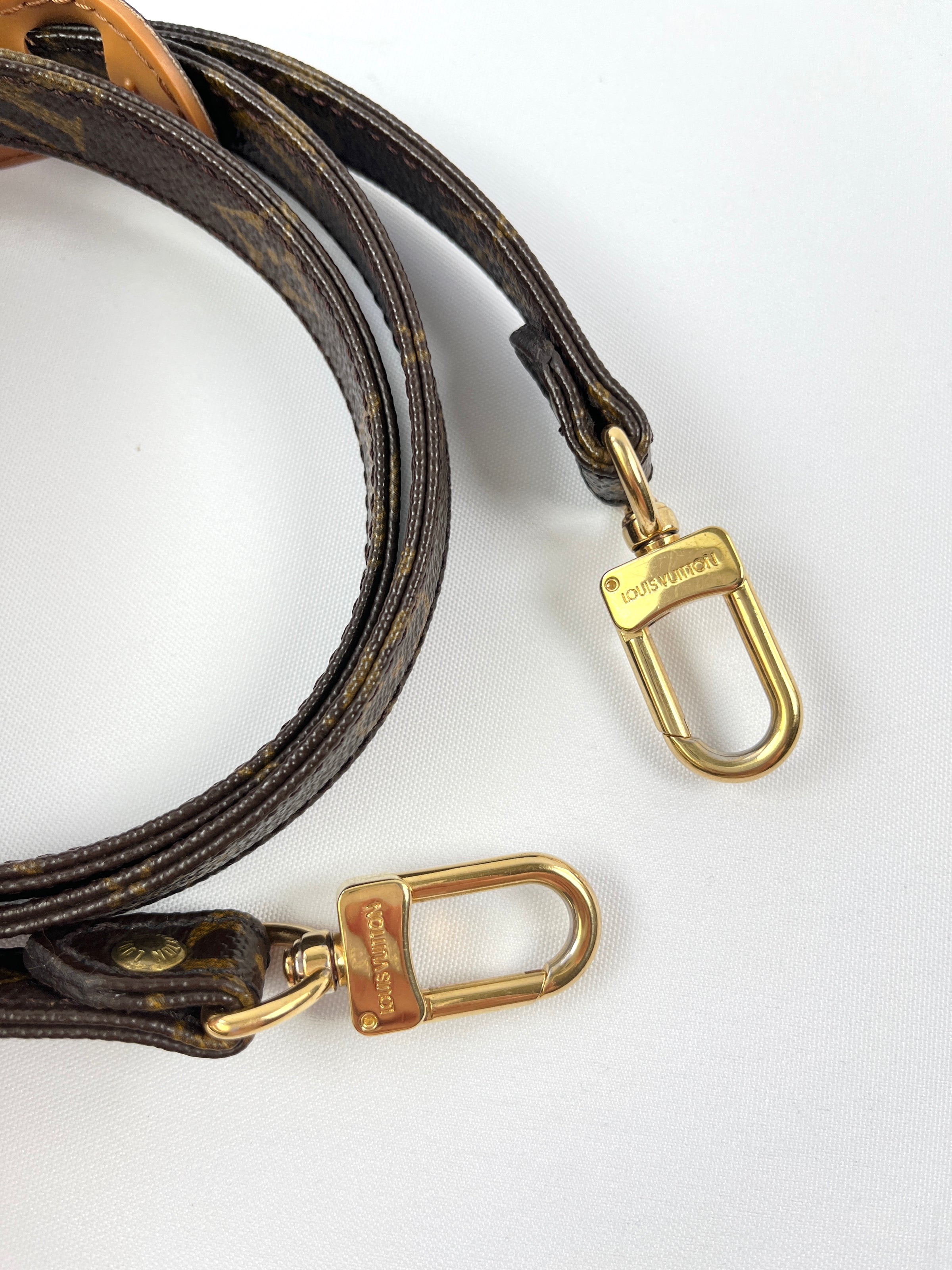 LOUIS VUITTON - VINTAGE MONOGRAM CANVAS SHOULDER STRAP – RE.LUXE AU