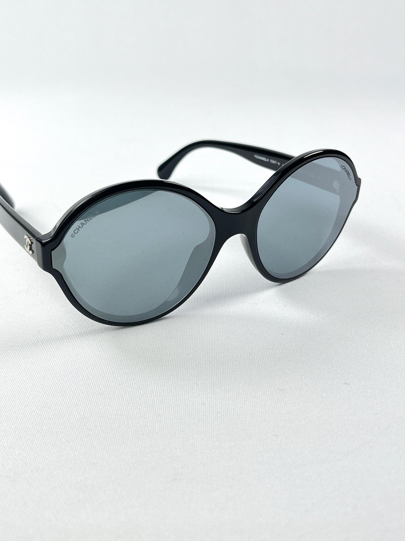 CHANEL - ROUND BLACK ACETATE FRAME SUNGLASSES