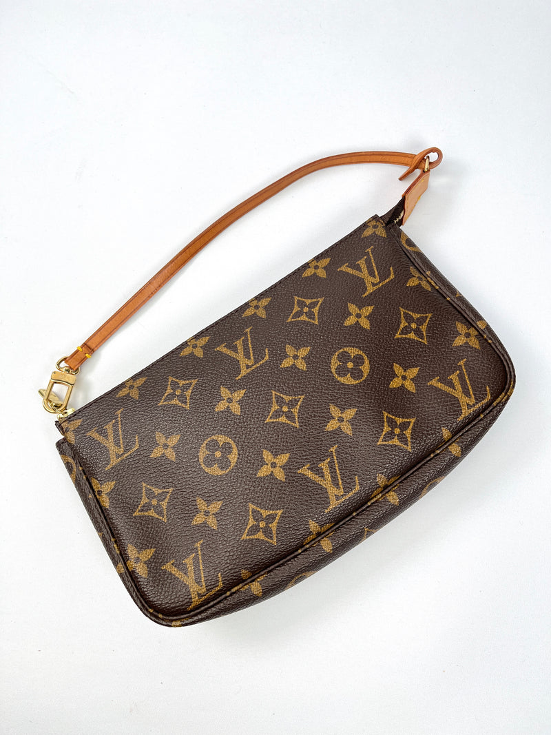 LOUIS VUITTON - POCHETTE ACCESSORIES MONOGRAM CANVAS
