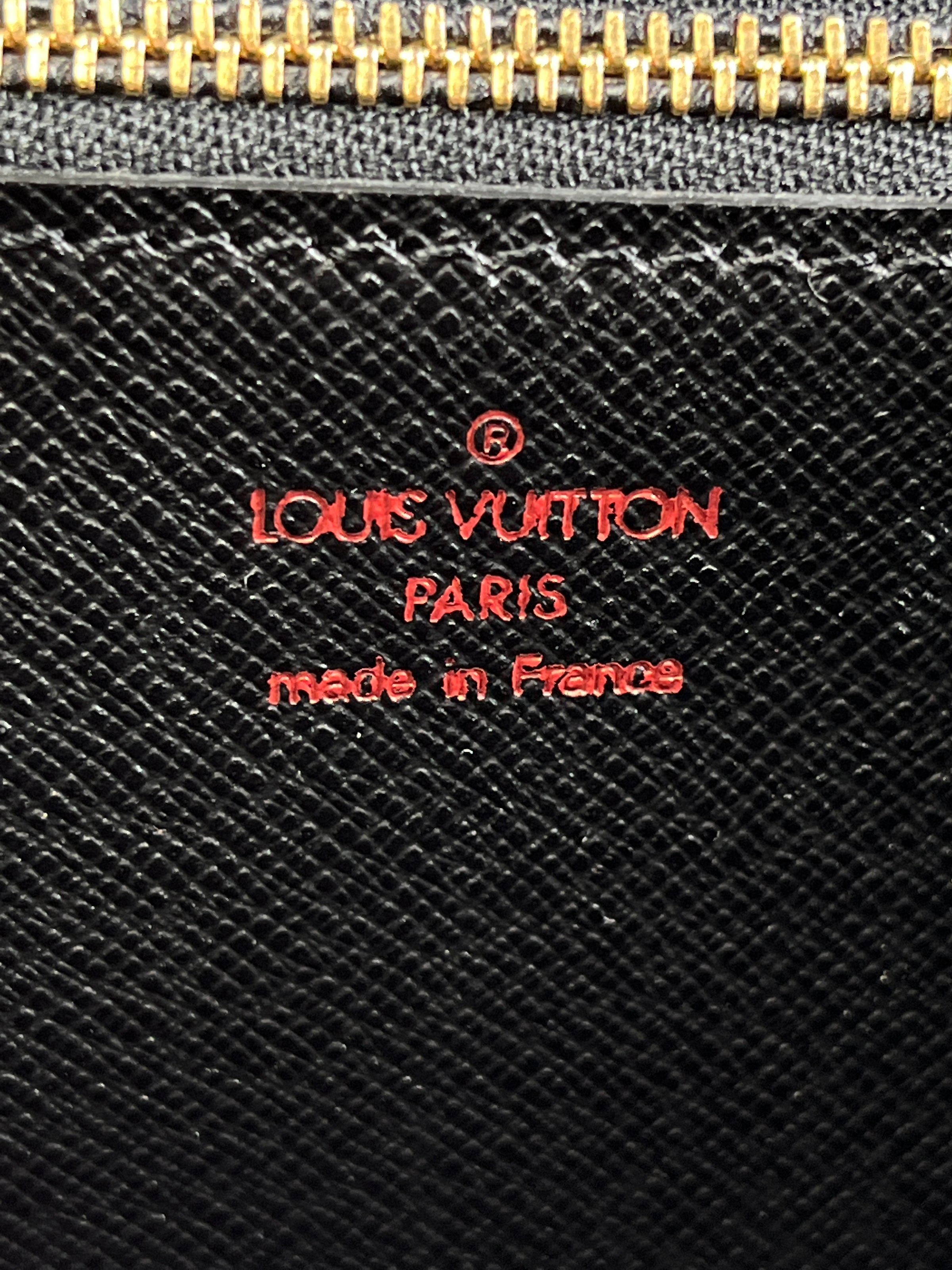 Louis Vuitton Brown Epi Leather Pochette Art Deco Envelope Clutch Bag –  Bagriculture