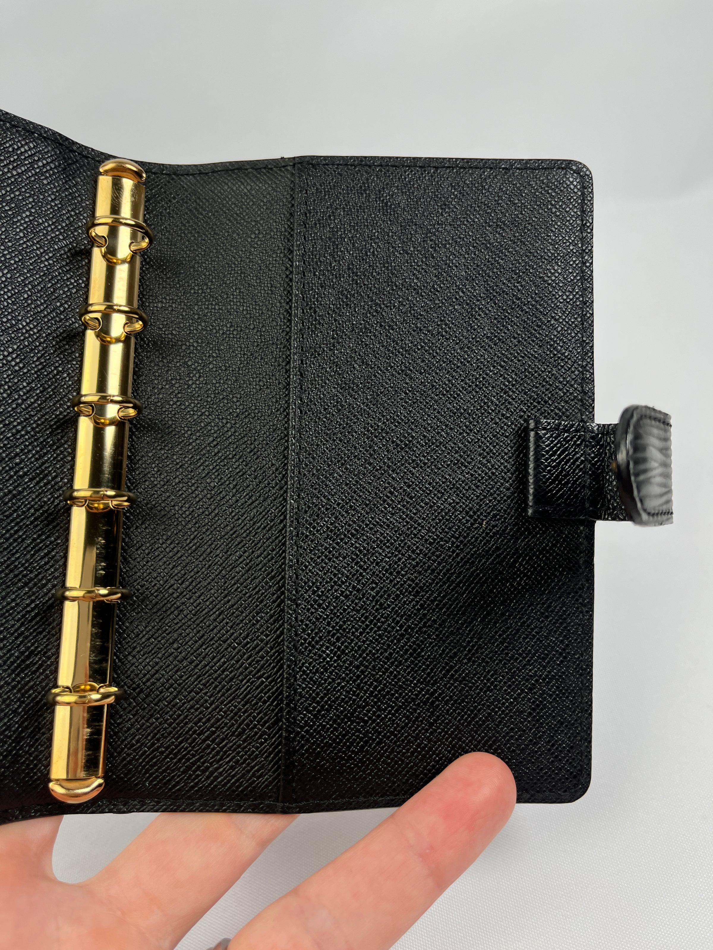 LOUIS VUITTON - EPI LEATHER AGENDA PM IN BLACK – RE.LUXE AU