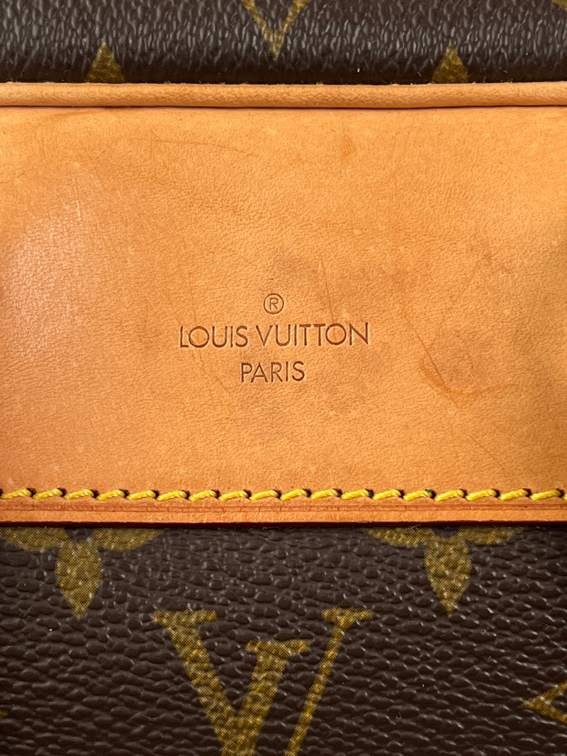 LOUIS VUITTON - EXCURSION BAG MONOGRAM CANVAS