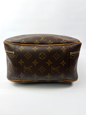 LOUIS VUITTON - EXCURSION BAG MONOGRAM CANVAS