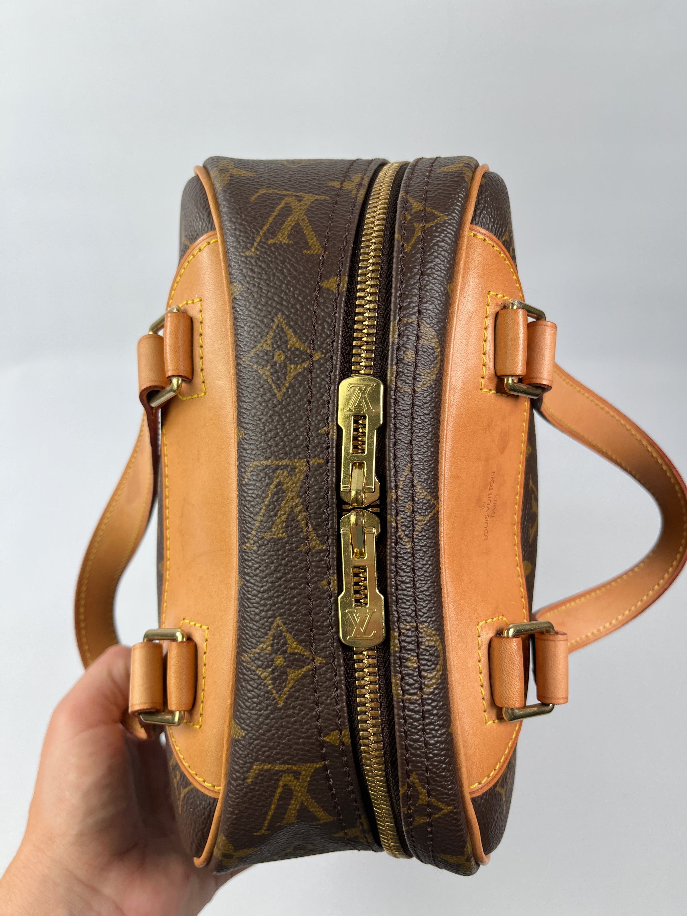 Louis Vuitton Monogram Canvas Excursion QJBAIK5V0B137