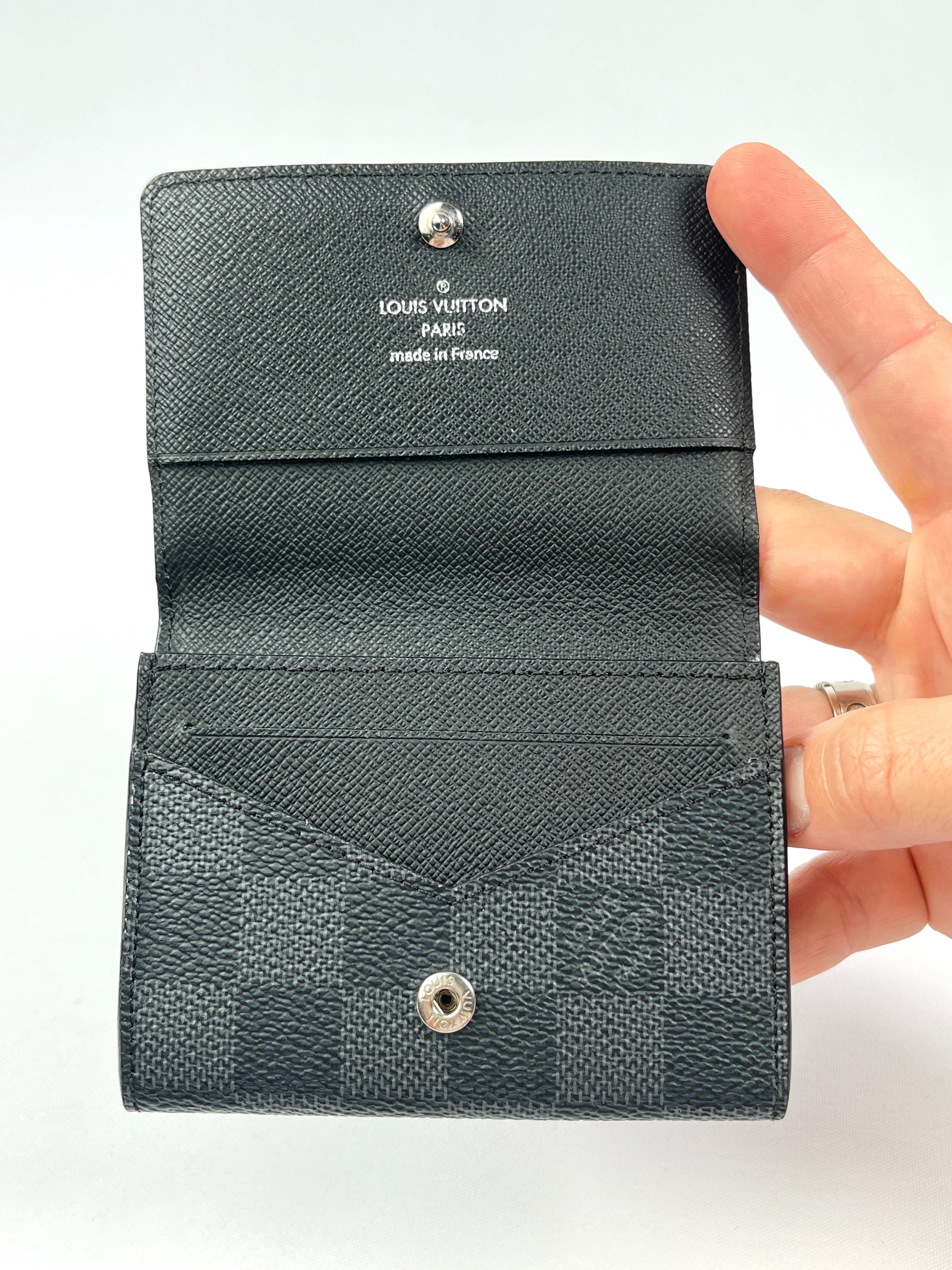 Louis Vuitton 国内買付 Card Case Envelope・Carte de Visite LOUIS VUITTON Enveloppe Carte De Visite 179231 | FASHIONPHILE