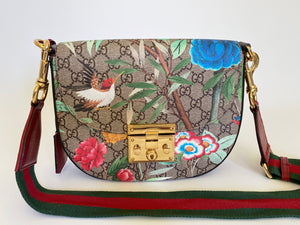 GUCCI - GG SUPREME CANVAS SADDLE BAG IN TIAN PRINT