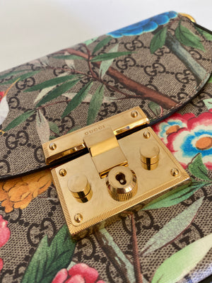 GUCCI - GG SUPREME CANVAS SADDLE BAG IN TIAN PRINT