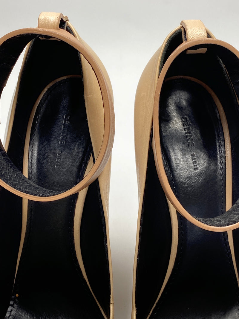 CELINE - BEIGE PUMPS WITH CONTRAST TAN ANKLE CUFF  - SZ 38.5