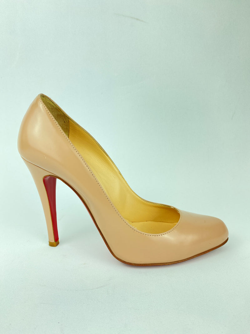 CHRISTIAN LOUBOUTIN - NUDE PUMPS - SZ 36.5