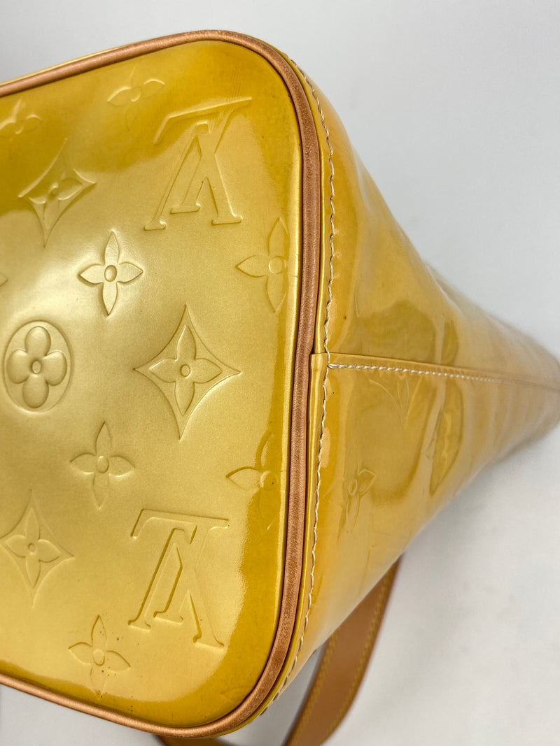 LOUIS VUITTON - HOUSTON MONOGRAM VERNIS YELLOW