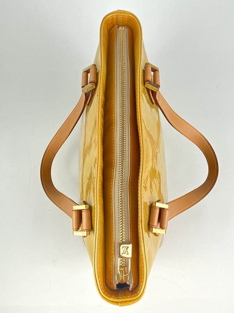 LOUIS VUITTON - HOUSTON MONOGRAM VERNIS YELLOW