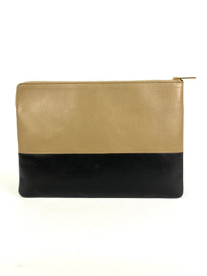 CELINE - BI COLOUR SOLO POUCH IN KHAKI BLACK