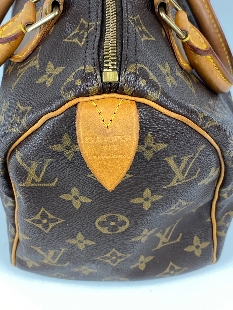 LOUIS VUITTON - MONOGRAM SPEEDY 25 BAG