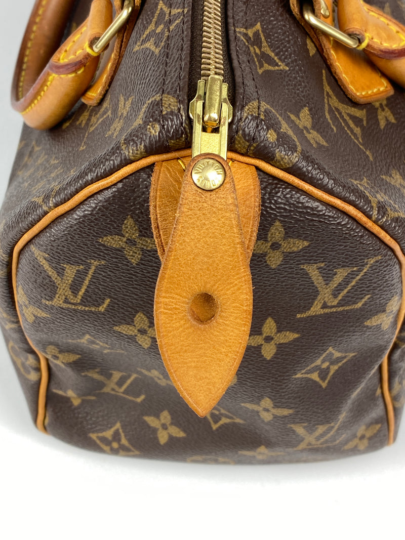 LOUIS VUITTON - MONOGRAM SPEEDY 25 BAG
