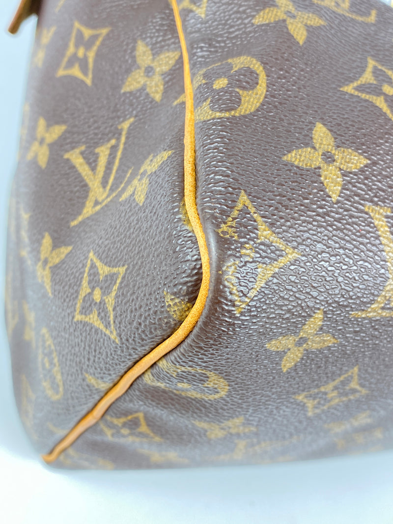 LOUIS VUITTON - MONOGRAM SPEEDY 25 BAG