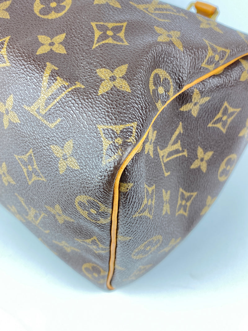 LOUIS VUITTON - MONOGRAM SPEEDY 25 BAG