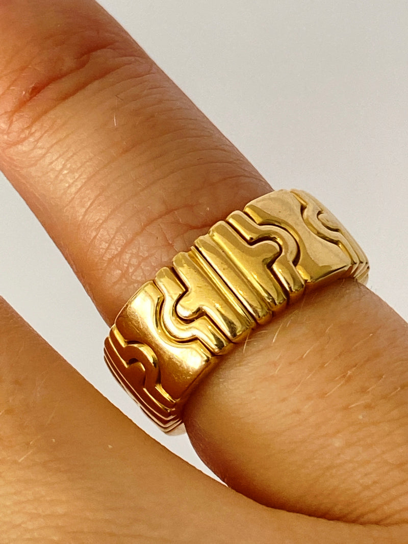 BVLGARI - PARENTISI RING IN 18 KARAT YELLOW GOLD - VINTAGE