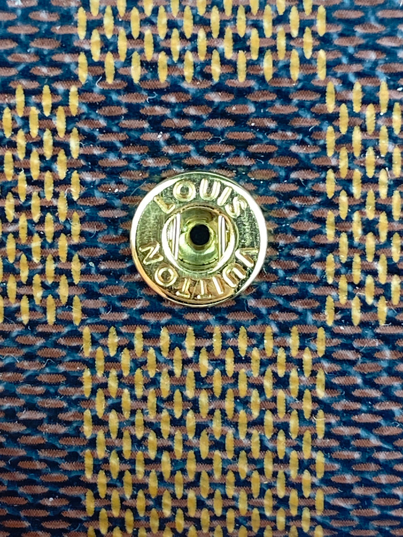 LOUIS VUITTON - CHAMPS ELYSEES CUFFLINKS + DE CASE *RARE*