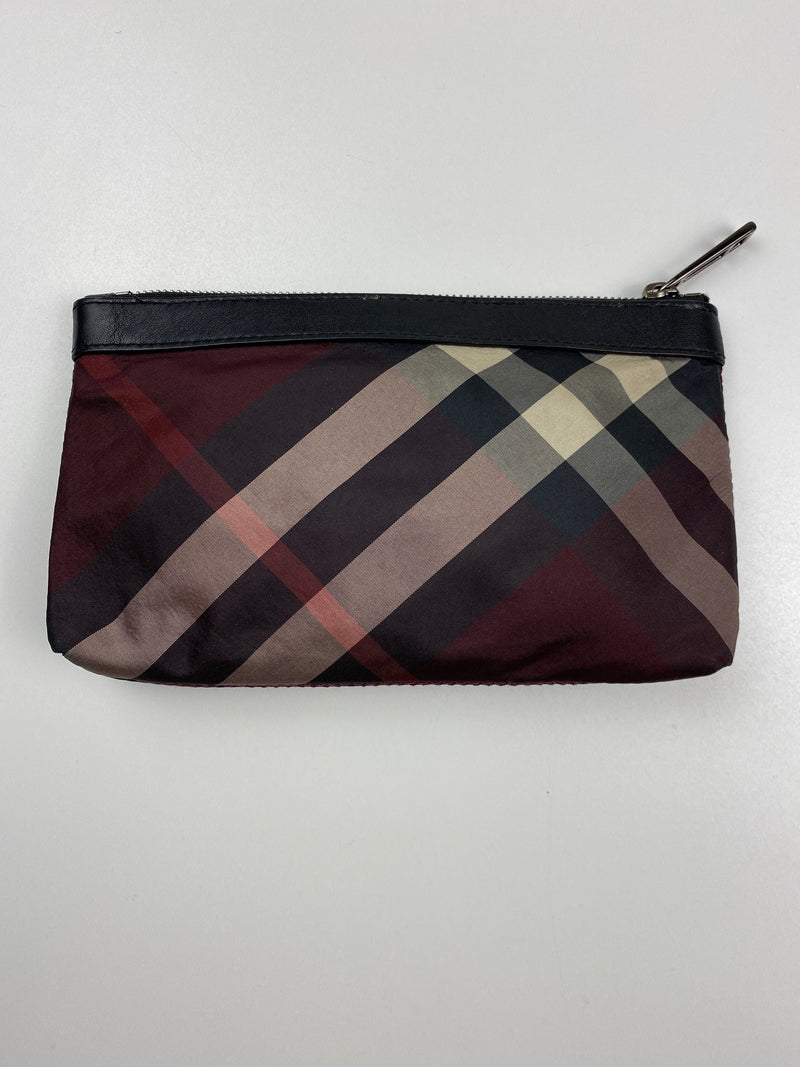 BURBERRY - ZIP TOP COSMETIC POUCH IN BURGUNDY CHECK