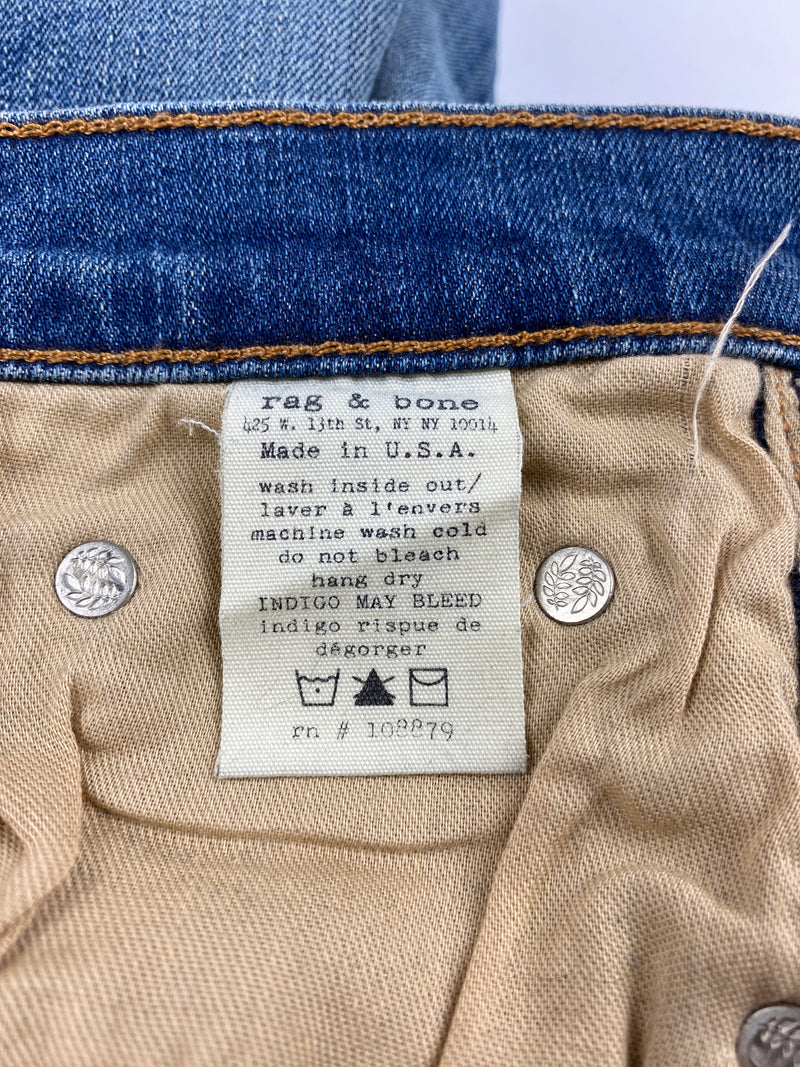 RAG & BONE - ZIPPER CAPRI JEANS IN SHREDDED WASH - SZ 29