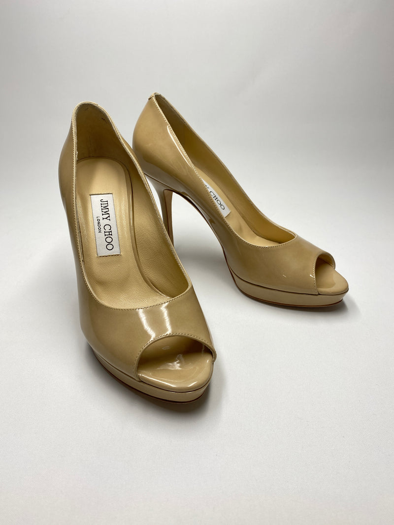 JIMMY CHOO - LUNA NUDE PATENT LEATHER PEEP TOE PLATFORM PUMPS  - SZ 38 - NEW IN BOX