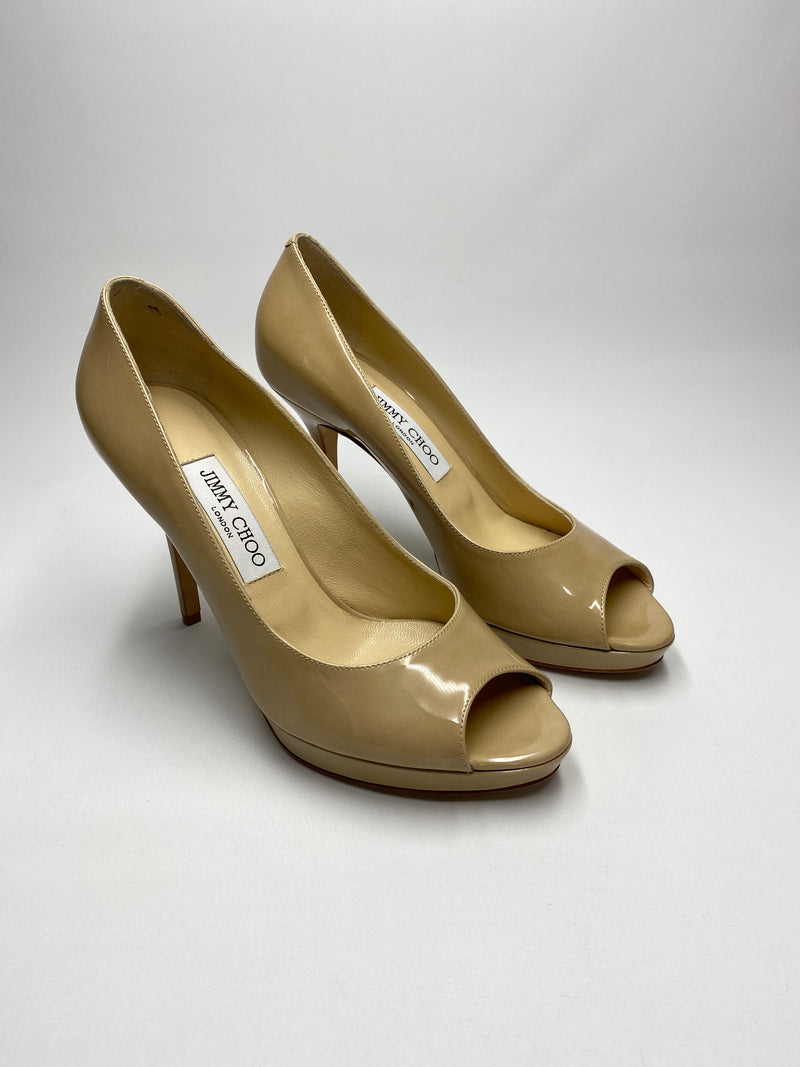 JIMMY CHOO - LUNA NUDE PATENT LEATHER PEEP TOE PLATFORM PUMPS  - SZ 38 - NEW IN BOX