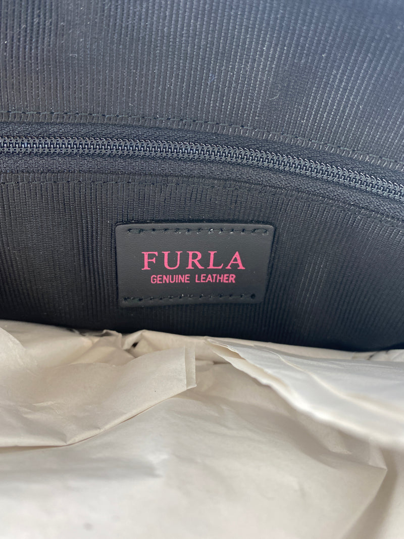 FURLA - FANTASTICA DOME CROSS BODY BAG IN BLACK LEATHER