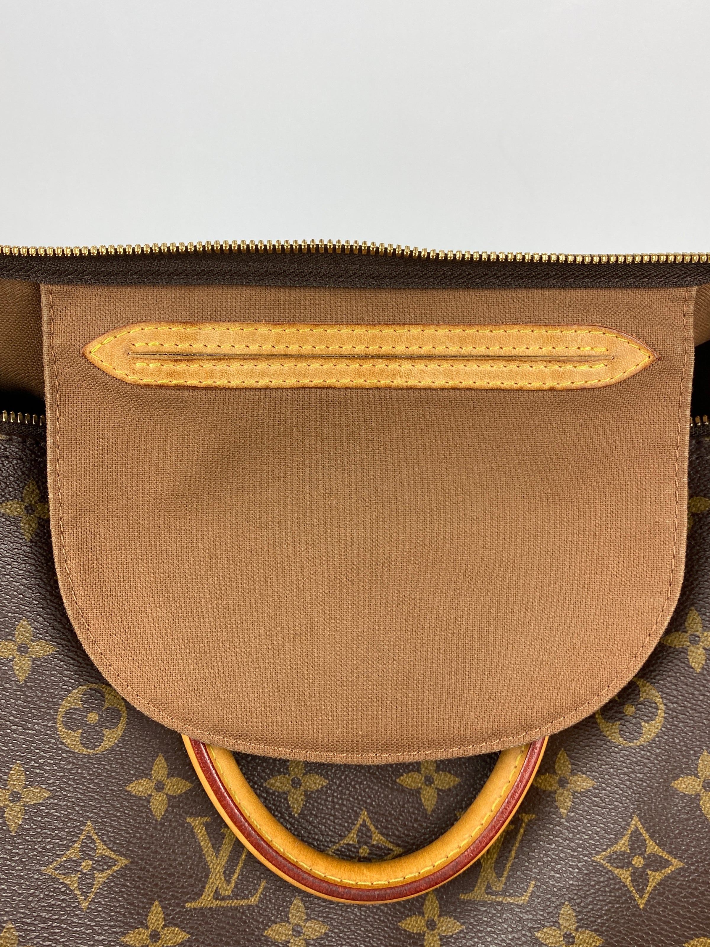 LOUIS VUITTON Speedy 35 Bandouliere Monogram Canvas Shoulder Bag Brown