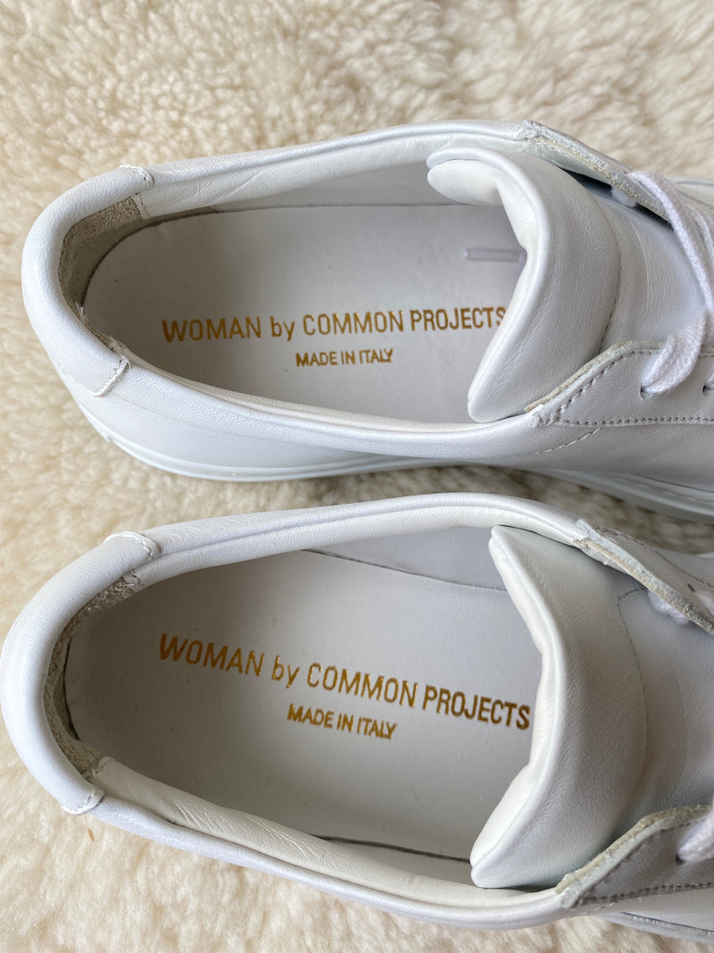 COMMON PROJECTS ACHILLES LOW SNEAKER SZ 38 (FIT 39)
