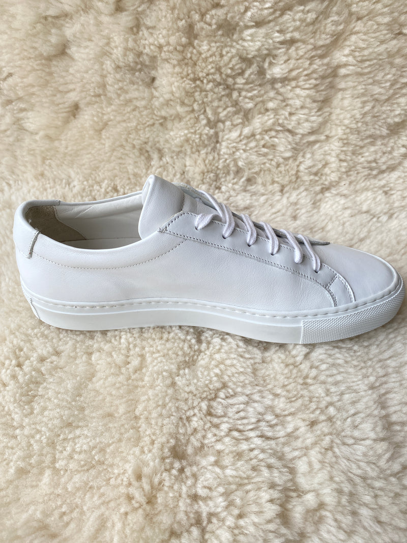 COMMON PROJECTS ACHILLES LOW SNEAKER SZ 38 (FIT 39)